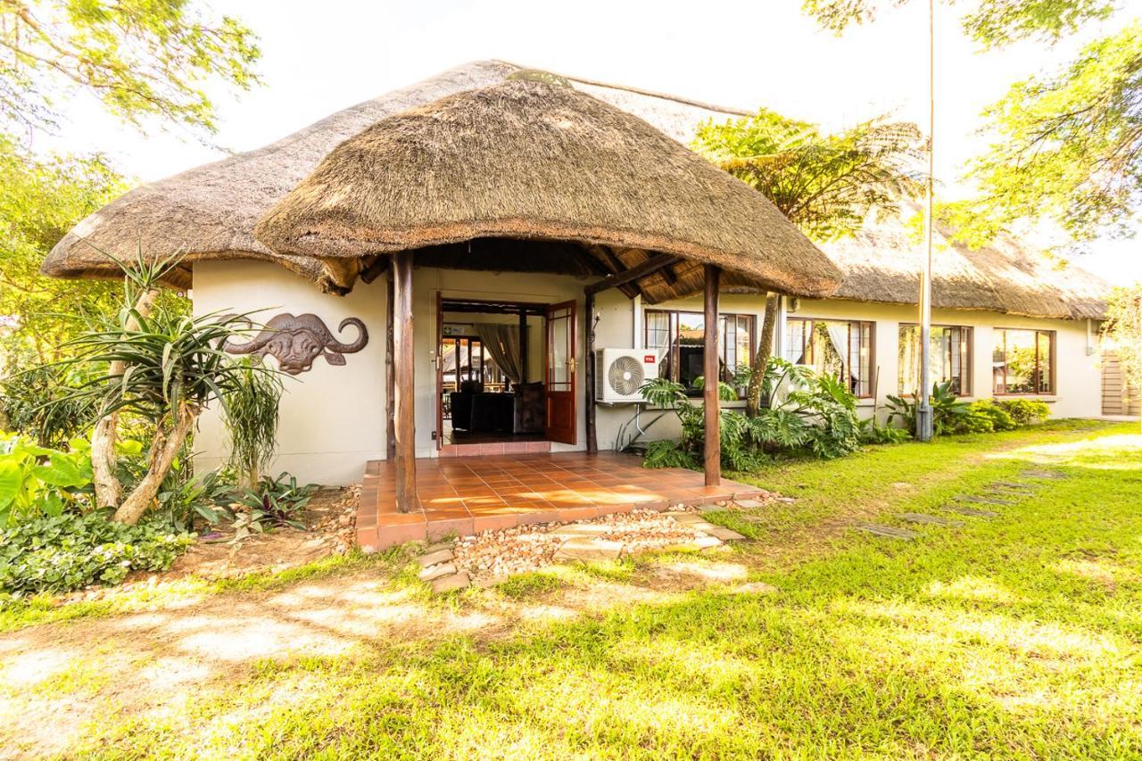 Nyathi Lodge Richards Bay Exterior photo